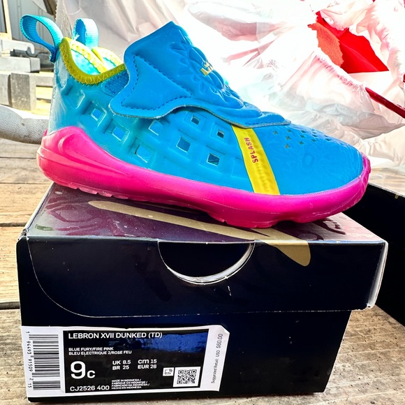 LEBRIN XVII DUNKED (TD) size 9C - Picture 3 of 8